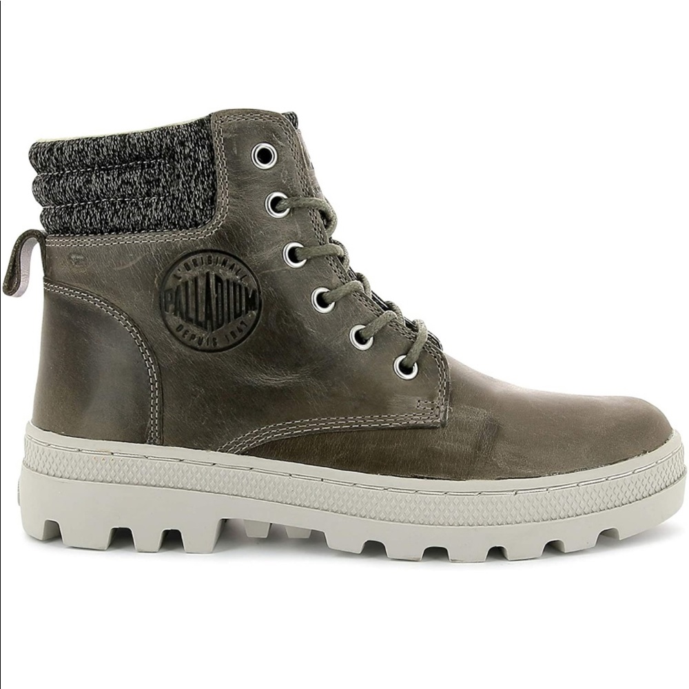 Palladium Women’s Boots 8 New in Box
